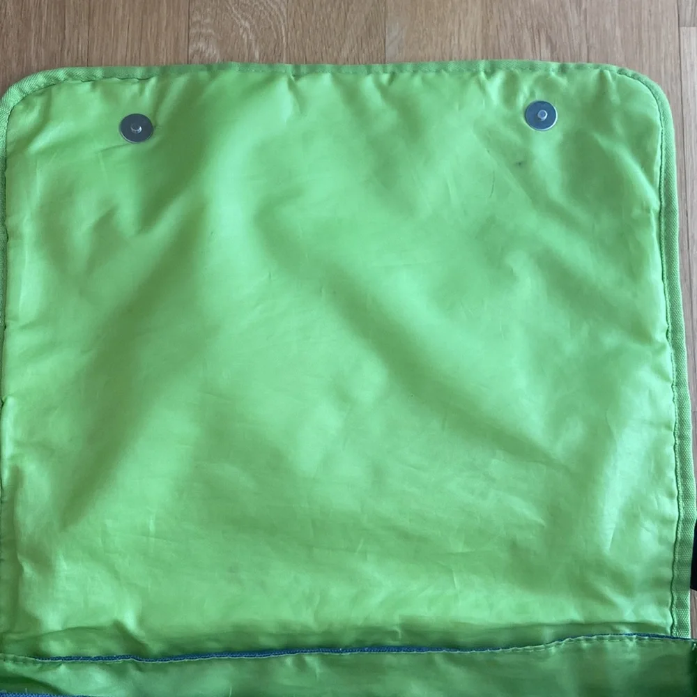Eddie Bauer Adjustable Strap/ Many Compartments Baby Bag